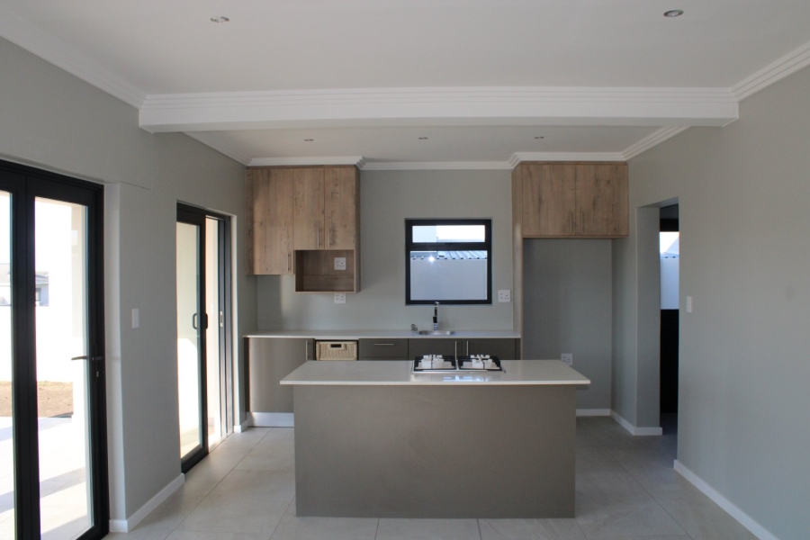 4 Bedroom Property for Sale in Kidds Beach Eastern Cape